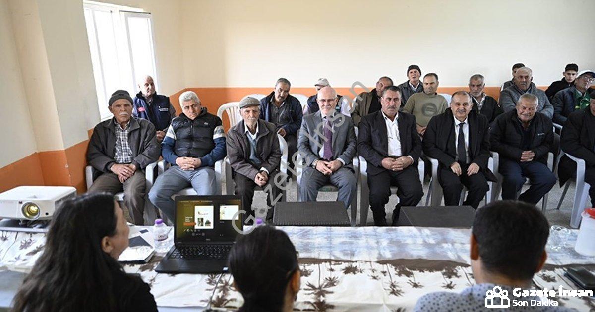 "Uşak Üniversitesi'nden Yeniköy Çıkarması: Bilim Tarlaya İndi" başlıklı haber için fotorealistik, pr