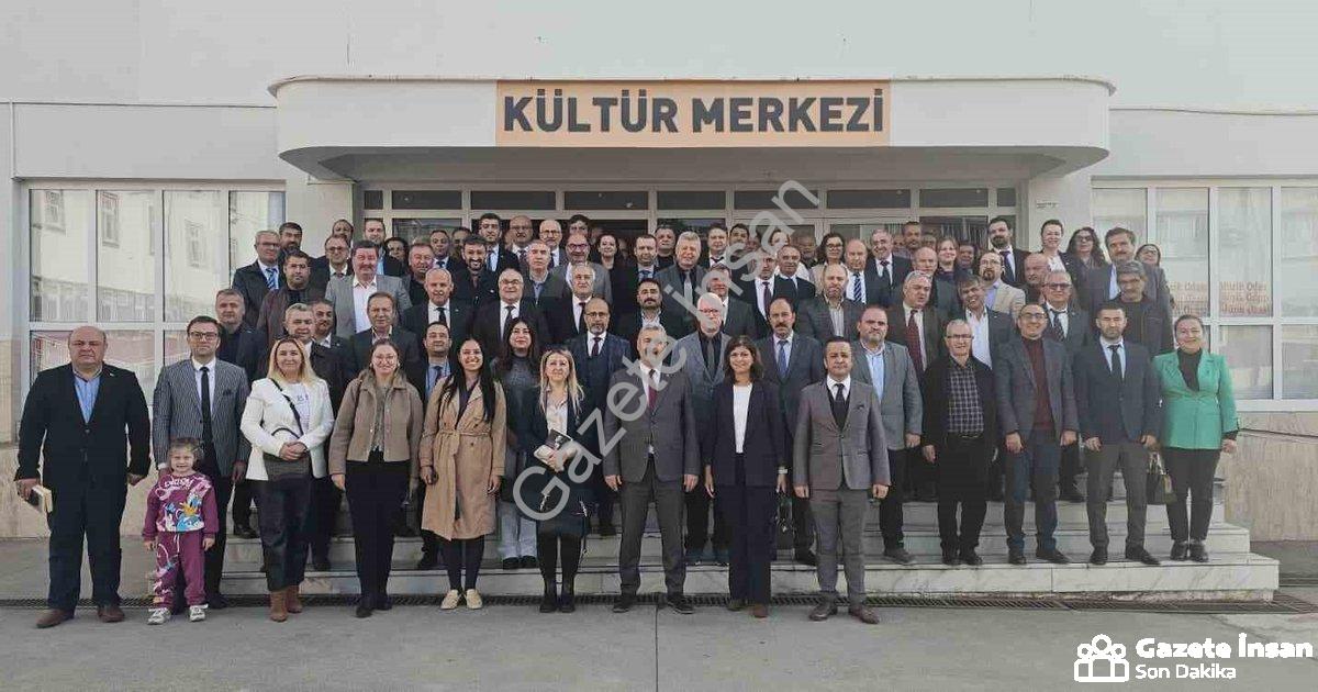 "Efeler'de Eğitim Liderleri İçin Okuma Seferberliği: Yeni Dönem Başladı" başlıklı haber için fotorea