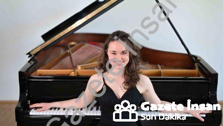 Genç Piyanist Nehir Özzengin Forbes’un Zirvesinde