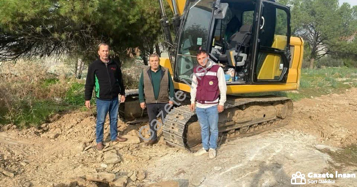 "Söke Burunköy'de Yangına Karşı Dev Adım: Yollar Açılıyor" başlıklı haber için fotorealistik, profes