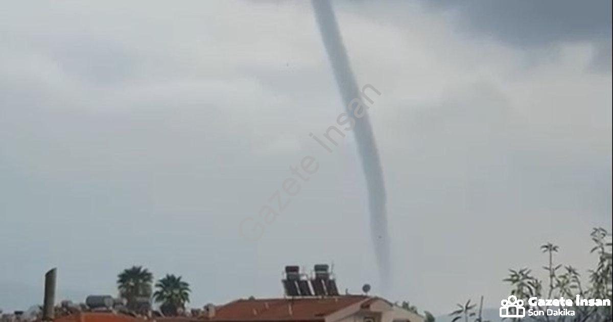 "Marmaris'te Korkutan Anlar: Dev Hortum Kamerada!" başlıklı haber için fotorealistik, profesyonel bi