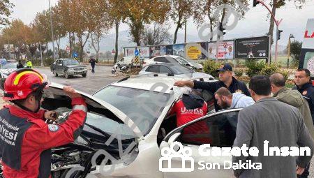 Menteşe’de Korkutan Kaza: Kırmızı Işık İhlali Faturası Ağır Oldu