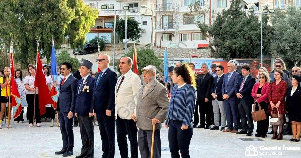 "Datça’da Duygu Yüklü Öğretmenler Günü Kutlamaları" başlıklı haber için fotorealistik, profesyonel b