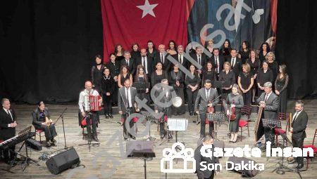 Efeler’de Sanat Dolu Gece: Maarif Korosu İzleyenleri Mest Etti