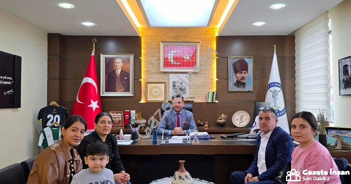 "Tavas'ta Gönülleri Isıtan Buluşma: Başkan Tatık DMD Savaşçısı Mehmet'in Yanında" başlıklı haber içi