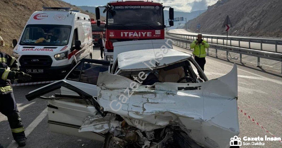 "Denizli'de Kahreden Kaza: Honaz Tüneli Çıkışında Otomobil Hurdaya Döndü" başlıklı haber için fotore